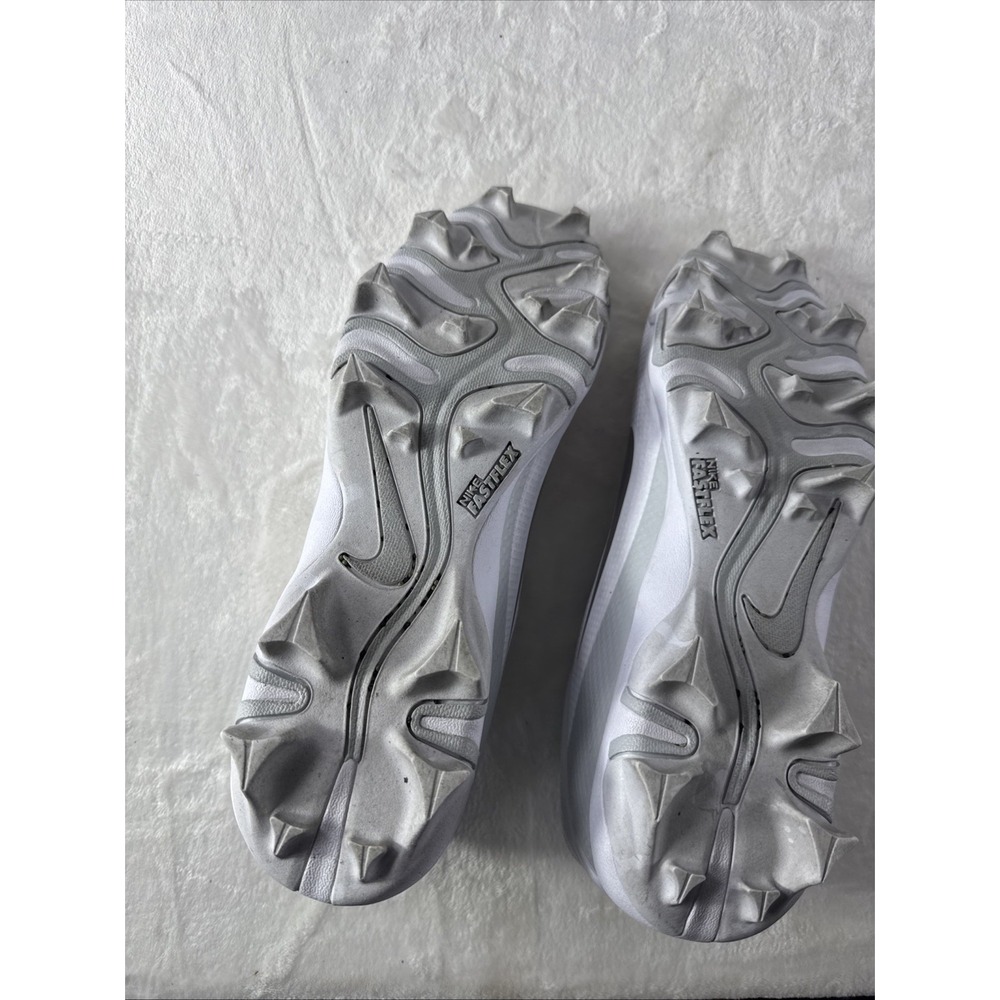 Nike, Fastflex Football, Softball Cleats, White And Silver, Men's Size 11.5 - Picture 5 of 5